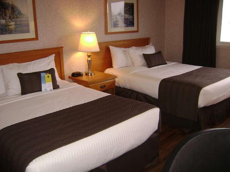 Days Inn By Wyndham Victoria On The Harbour Exterior photo